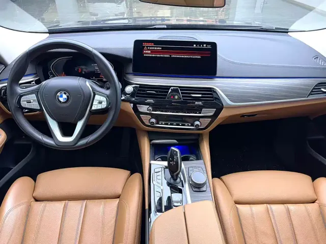 BMW 6 Series Gran Turismo — Фото автомобиля 8