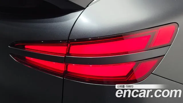 Genesis GV60 — Фото автомобиля 8