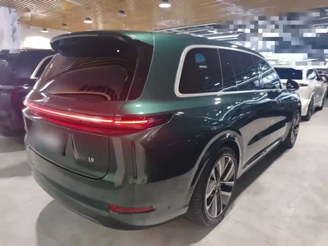 Li Auto L9 — Фото автомобиля 6