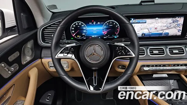 Mercedes-Benz GLE-Class — Фото автомобиля 14