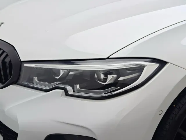 BMW 3 Series — Фото автомобиля 8