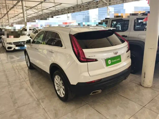Cadillac XT4 — Фото автомобиля 4
