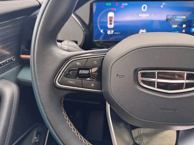 Geely Xingyue L — Фото автомобиля 29