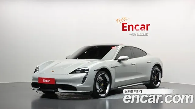 Фотография автомобиля — Porsche Taycan