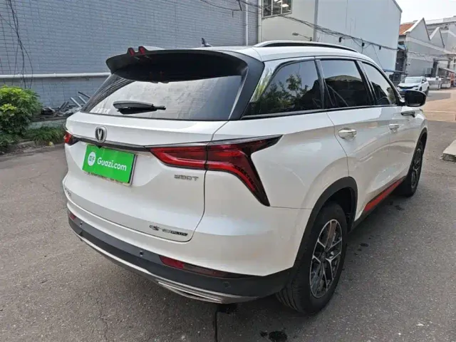 Changan CS75 Plus — Фото автомобиля 6