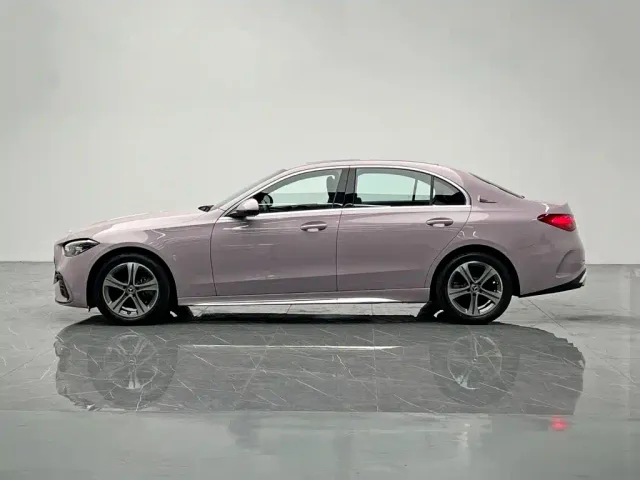 Mercedes-Benz C-Class — Фото автомобиля 3