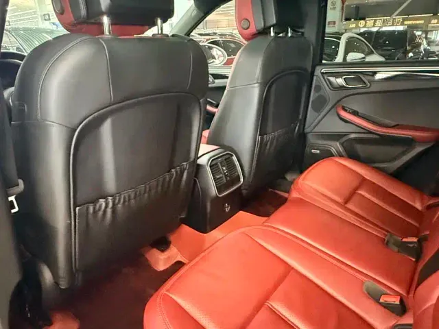 Porsche Macan — Фото автомобиля 8
