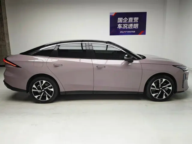 Geely Galaxy L6 — Фото автомобиля 7