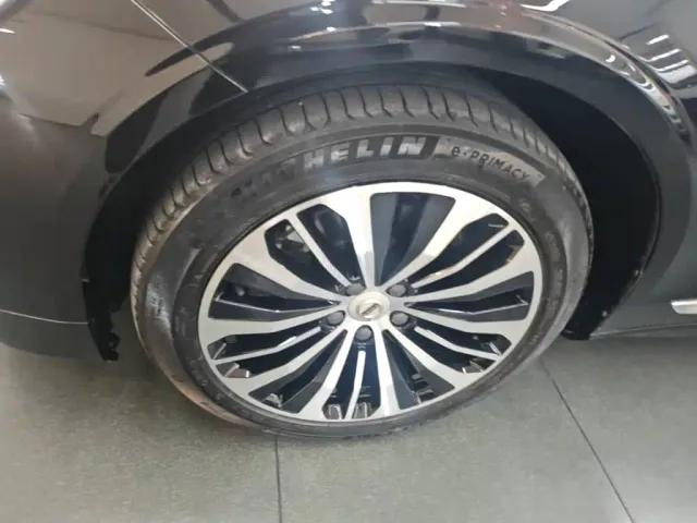 Volvo S90 — Фото автомобиля 22
