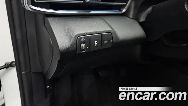 Hyundai AVANTE Новый Avante (CN7) — Фото автомобиля 24