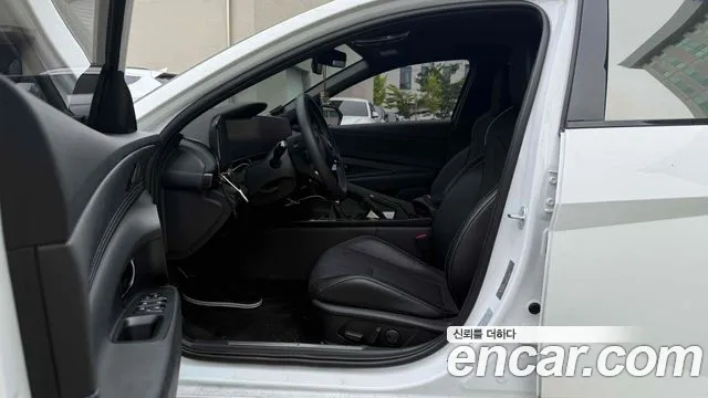 Hyundai AVANTE — Фото автомобиля 11