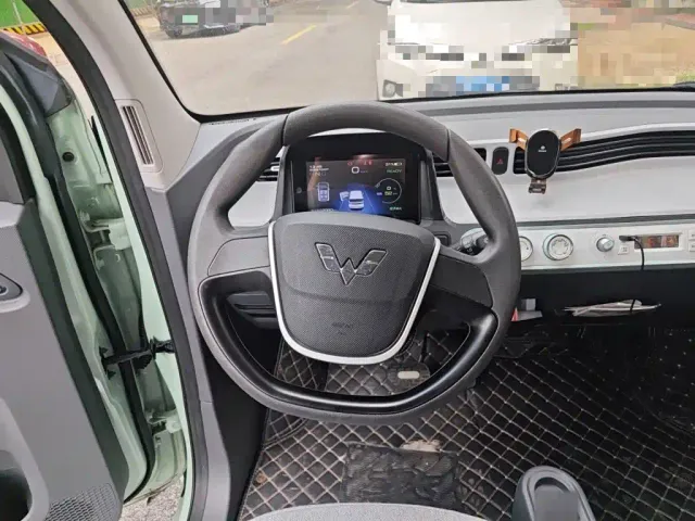 Wuling Hongguang Mini EV — Фото автомобиля 6