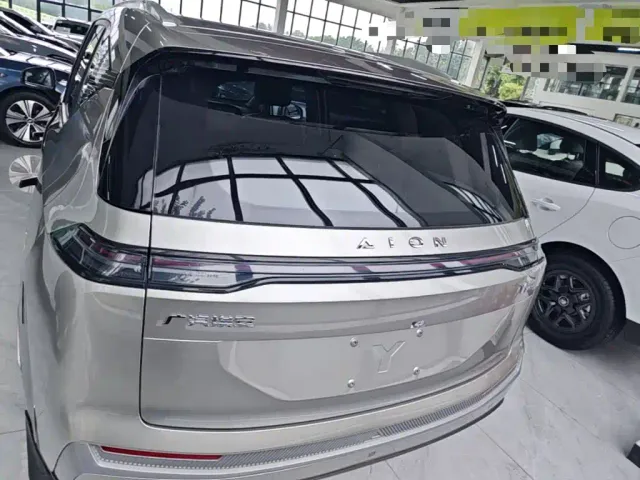 GAC Aion Y — Фото автомобиля 5