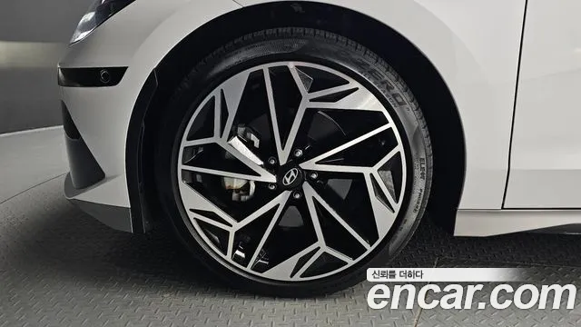 Hyundai Ioniq 6 — Фото автомобиля 5