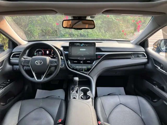 Toyota Camry — Фото автомобиля 13