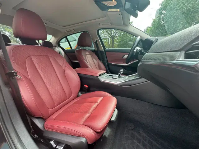 BMW 3 Series — Фото автомобиля 9