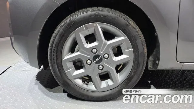 Kia RAY Новый Kia Ray Prestige — Фото автомобиля 4