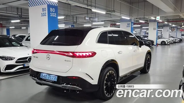 Mercedes-Benz EQS — Фото автомобиля 4