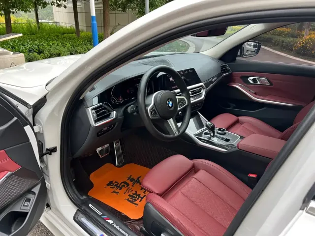 BMW 3 Series — Фото автомобиля 6