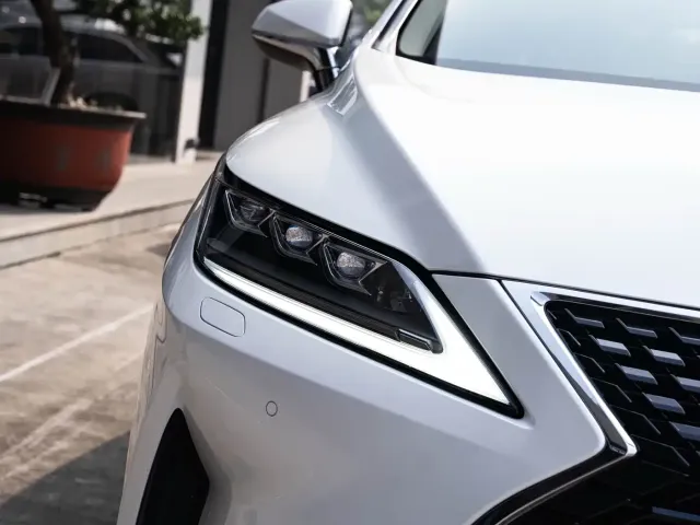 Lexus RX — Фото автомобиля 6