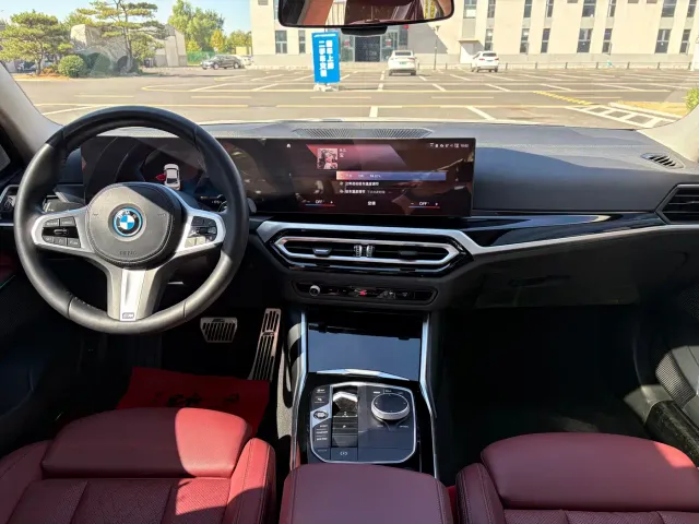 BMW i3 — Фото автомобиля 8