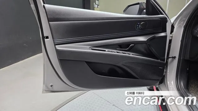 Hyundai Avante CN7 — Фото автомобиля 13