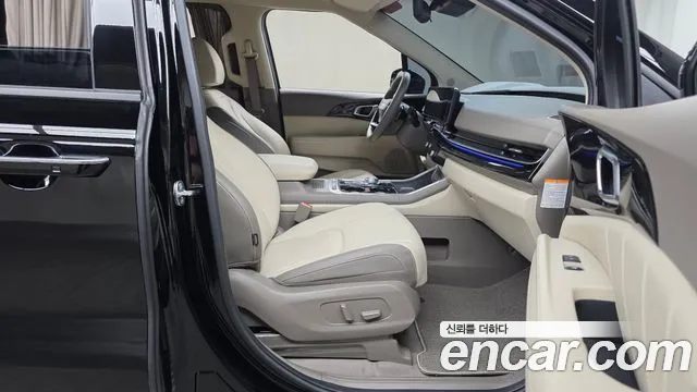 Kia Carnival 4th Gen — Фото автомобиля 16