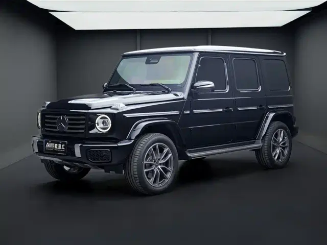 Фотография автомобиля — Mercedes-Benz G-Class