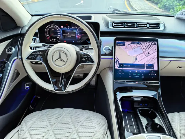 Mercedes-Benz Maybach S-Class — Фото автомобиля 10
