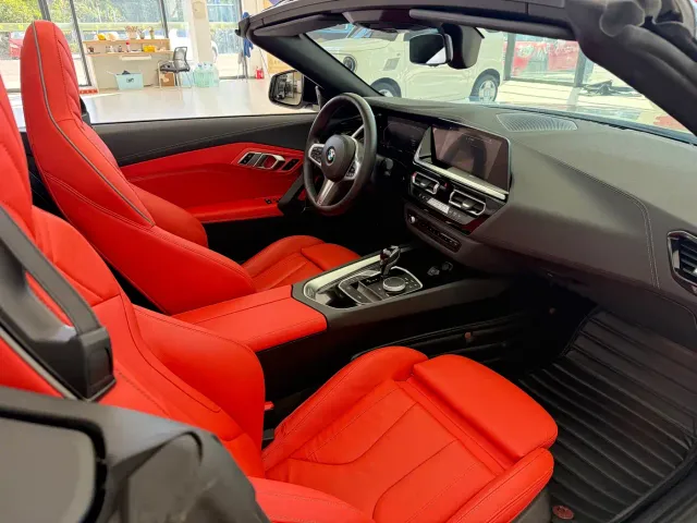BMW Z4 — Фото автомобиля 9