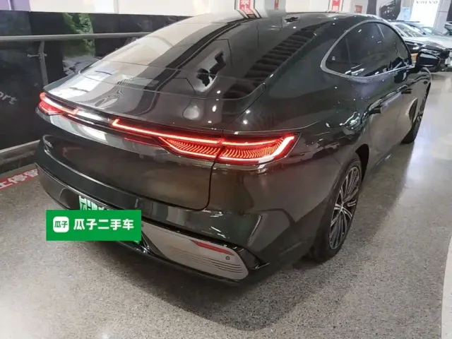 Geely Galaxy Xingyao 8 — Фото автомобиля 6