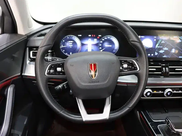 Hongqi HS5 — Фото автомобиля 13