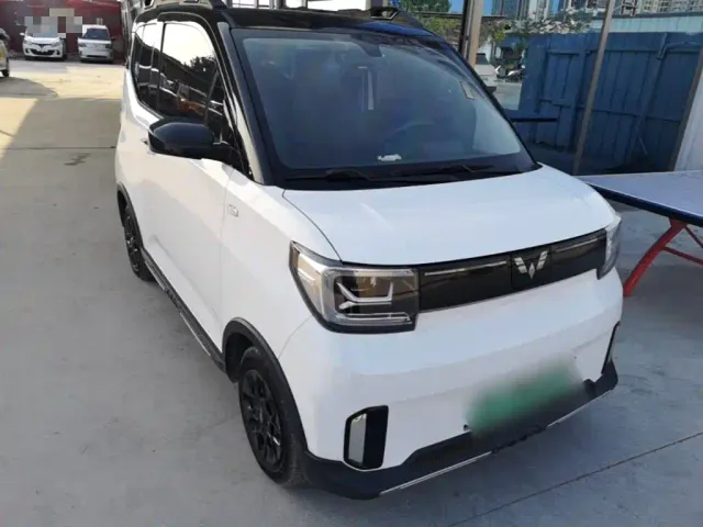 Wuling Hongguang Mini EV — Фото автомобиля 3