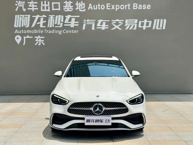 Mercedes-Benz C-Class — Фото автомобиля 2