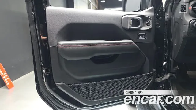 Jeep Wrangler Wrangler (JL) 2.0 Rubicon 2 двери — Фото автомобиля 24