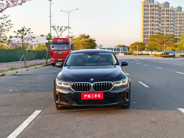 BMW 6 Series Gran Turismo — Фото автомобиля 3
