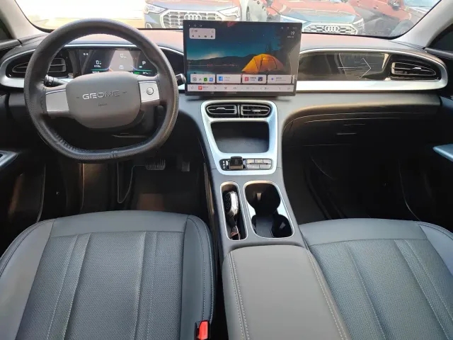 Geely Starry Wish — Фото автомобиля 9