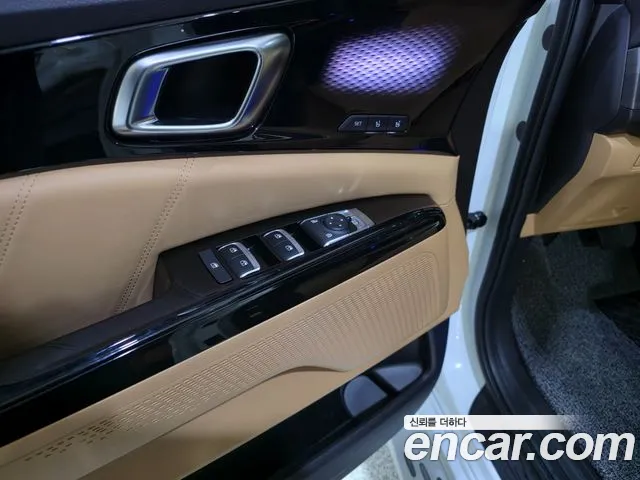 Kia Carnival 4th Gen — Фото автомобиля 15