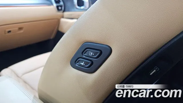 Kia Sorento Sorento 4-е поколение Бензин 2.5T 4WD — Фото автомобиля 25