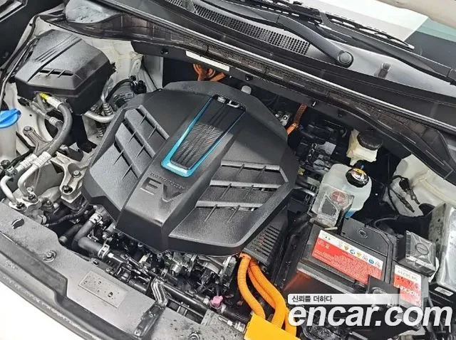 Kia Niro — Фото автомобиля 5