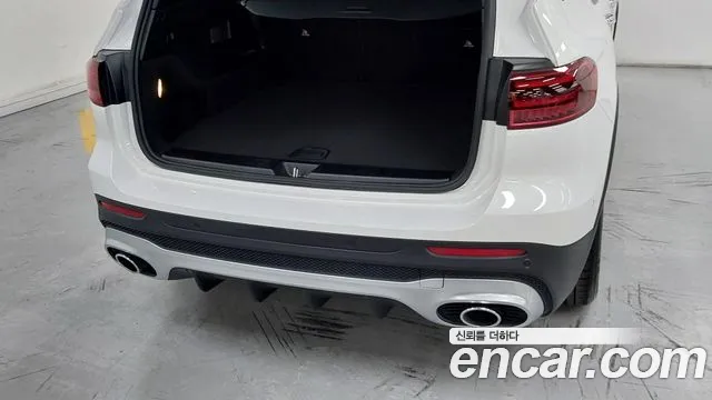 Mercedes-Benz GLB-Class — Фото автомобиля 11