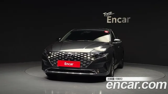 Hyundai Grandeur (New) Hybrid — Фото автомобиля 3