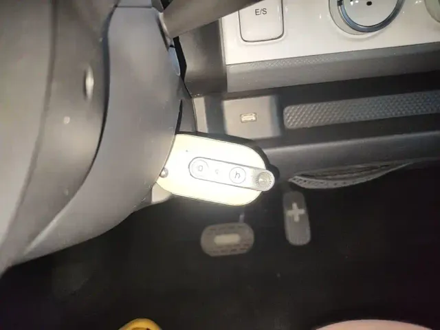 Wuling Motors Hongguang MINIEV 2022 GAMEBOY 200km Play Edition LFP — Фото автомобиля 8