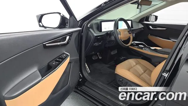 Kia EV6 — Фото автомобиля 15