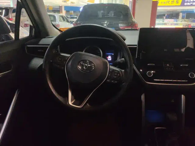 Toyota Frontlander — Фото автомобиля 15