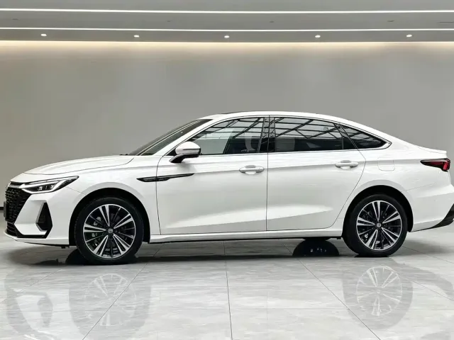 Chery Arrizo 8 — Фото автомобиля 3