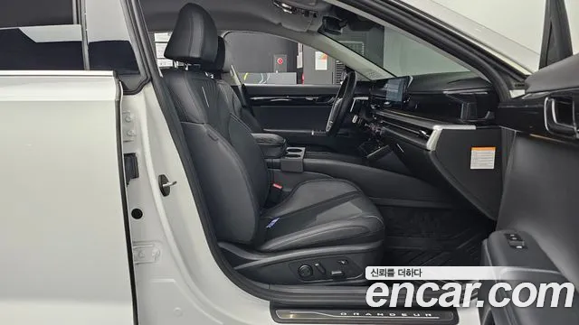 Hyundai Grandeur GN7 — Фото автомобиля 16
