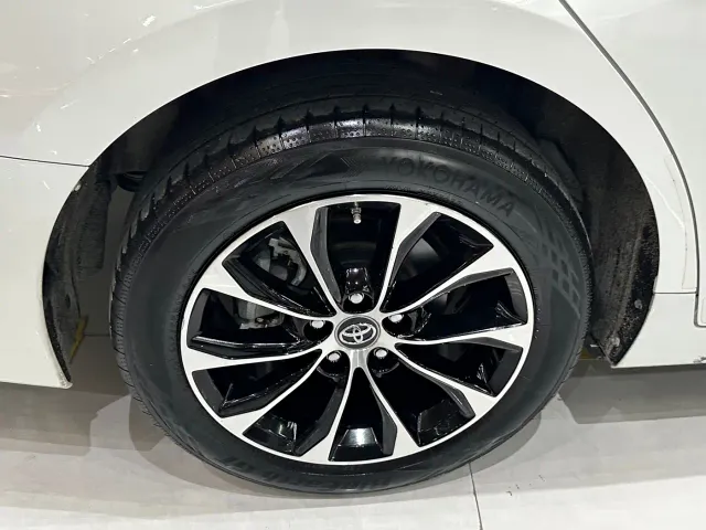 Toyota Avalon — Фото автомобиля 18