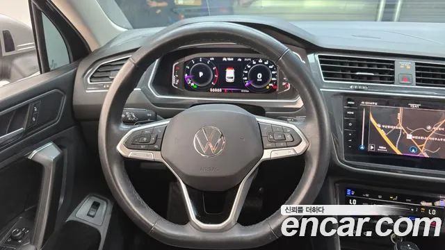 Volkswagen Tiguan — Фото автомобиля 19
