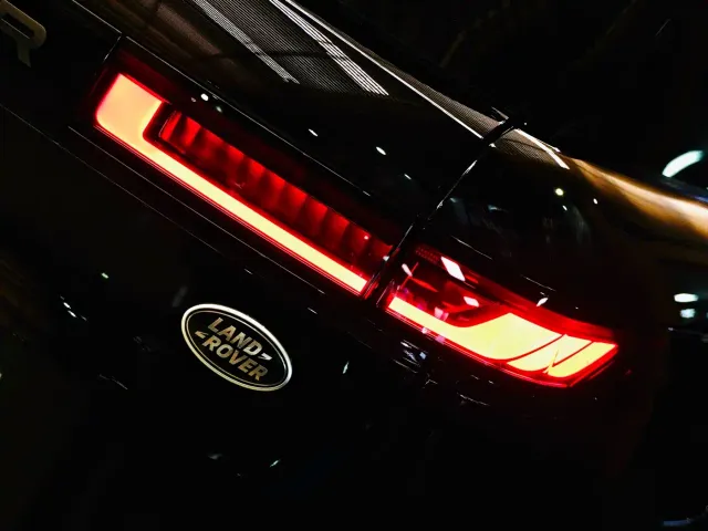 Land Rover Range Rover Sport — Фото автомобиля 7